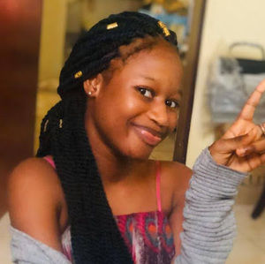 Meet your Posher, Aminata